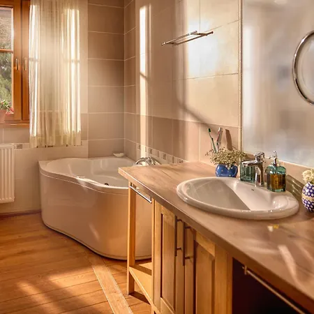 Дом отдыха Dom Na Lesnym Zaciszu 2 *